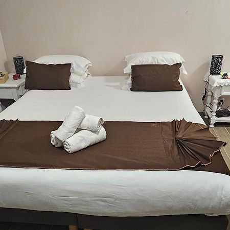 Esprit Etape Bed and Breakfast Saint-Barthélemy-de-Vals Exteriör bild