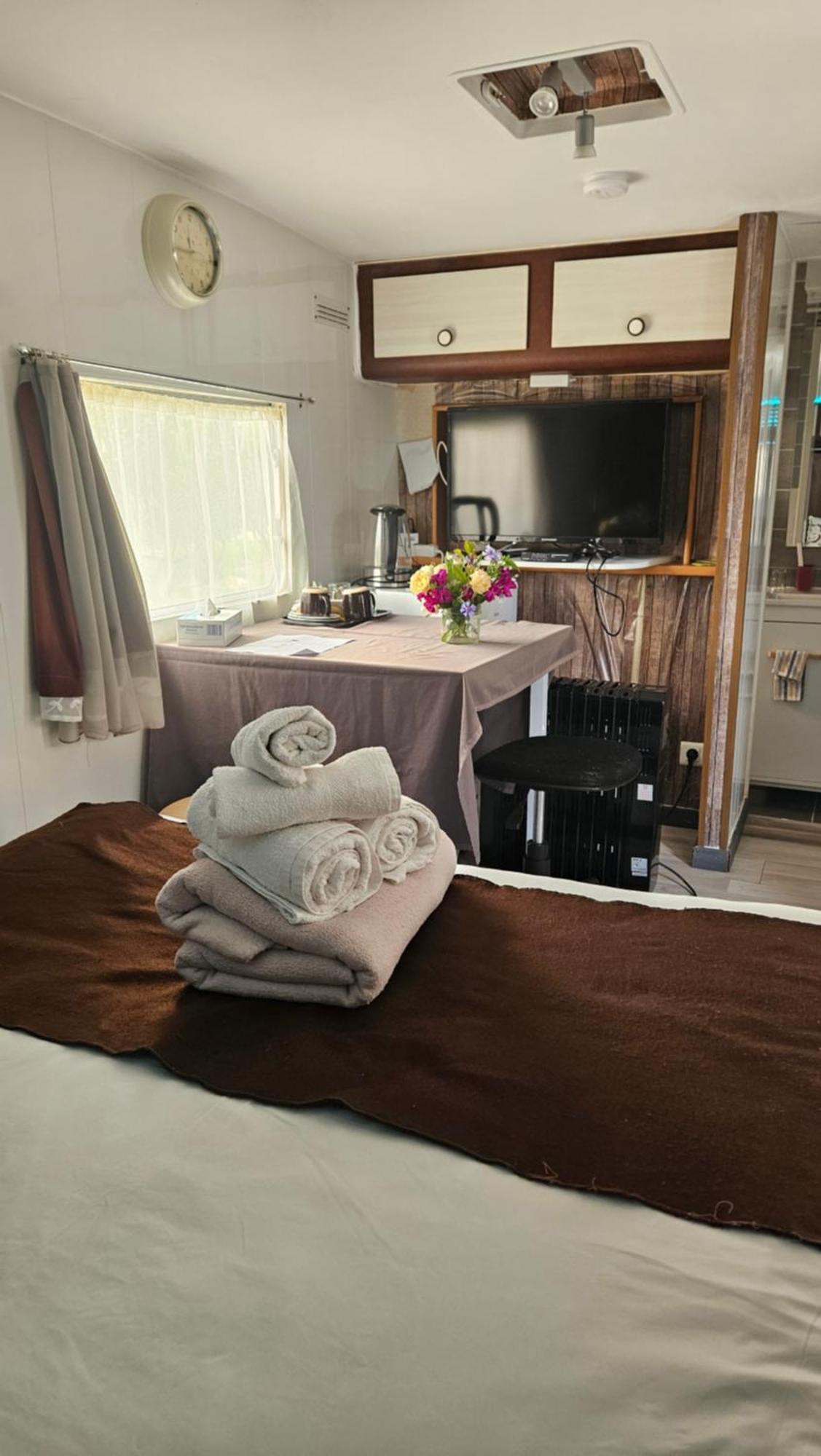 Esprit Etape Bed and Breakfast Saint-Barthélemy-de-Vals Exteriör bild